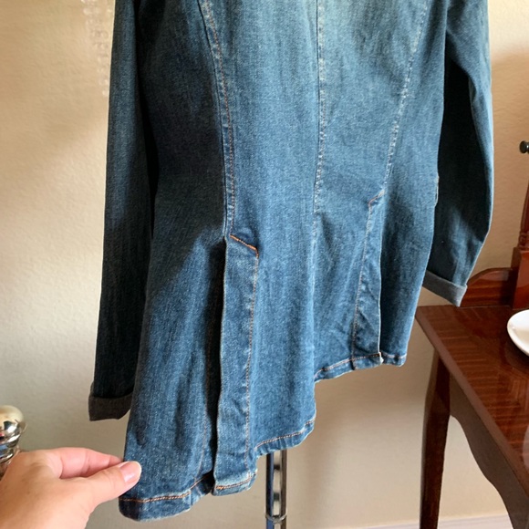 Stretch Denim VNT Jacket 🦋 - Picture 4 of 5